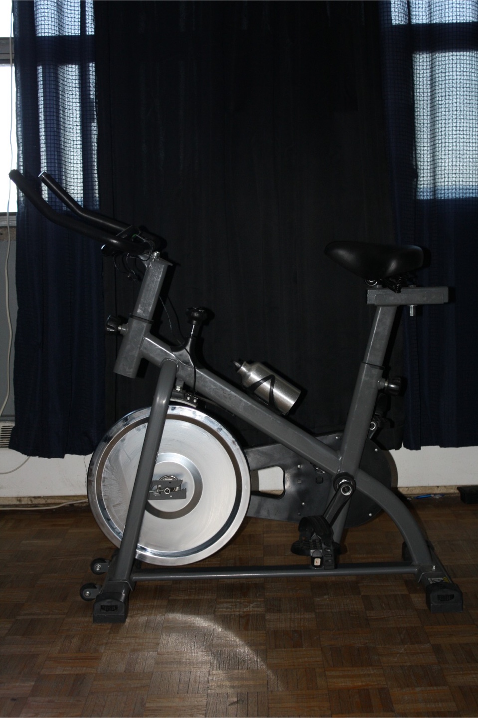 Gózōne Exercise Bike - photo 4