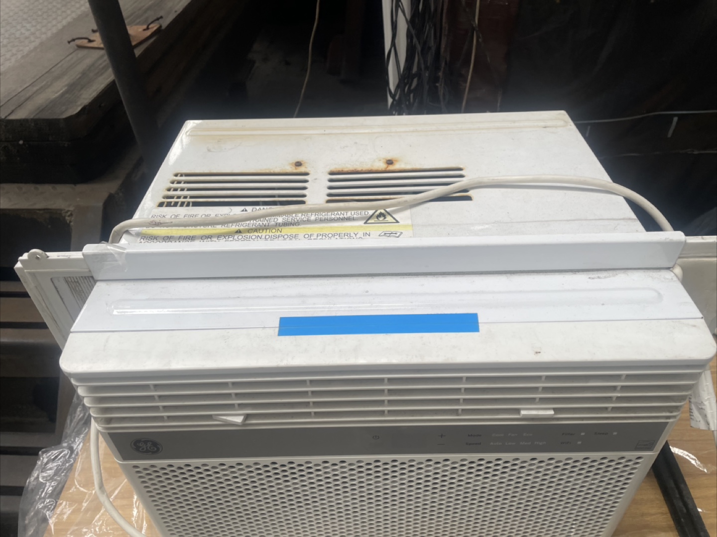 GE Window Air Conditioner 8000 btu - photo 3