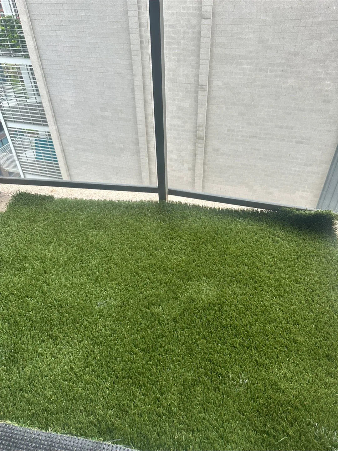 Artificial Grass 5' x 7' - Move out sale thumbnail