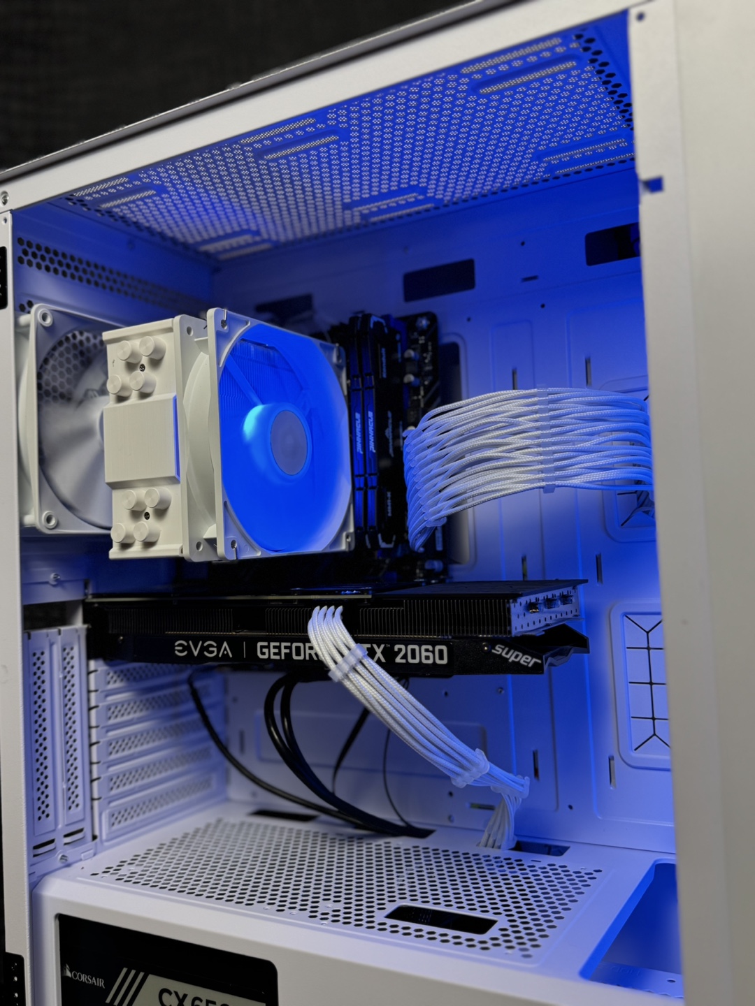 ❄️FROSTY❄️ RTX 2060 SUPER GAMING PC - photo 5
