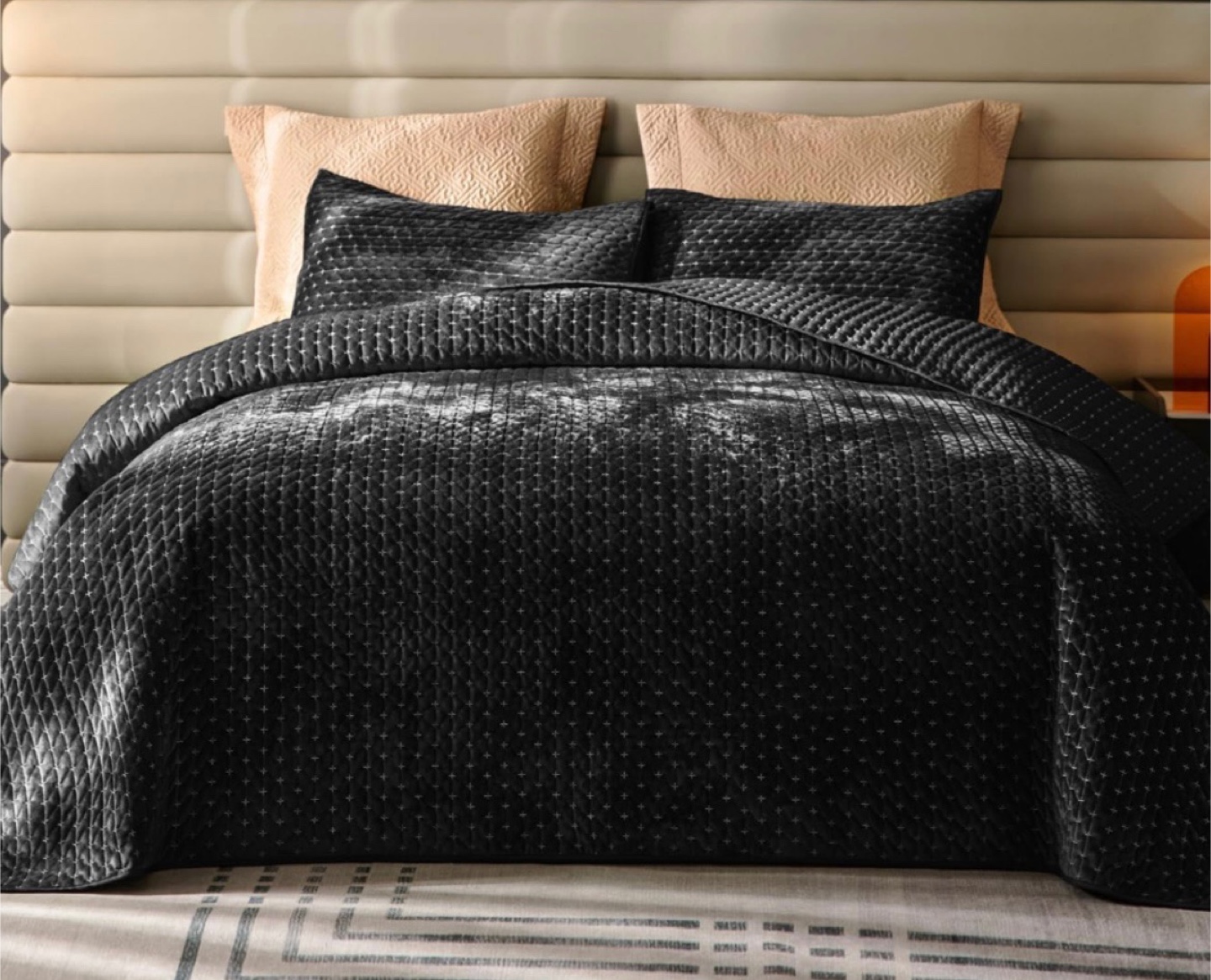 Black Velvet Quilted King Duvet Cover Set - photo 2