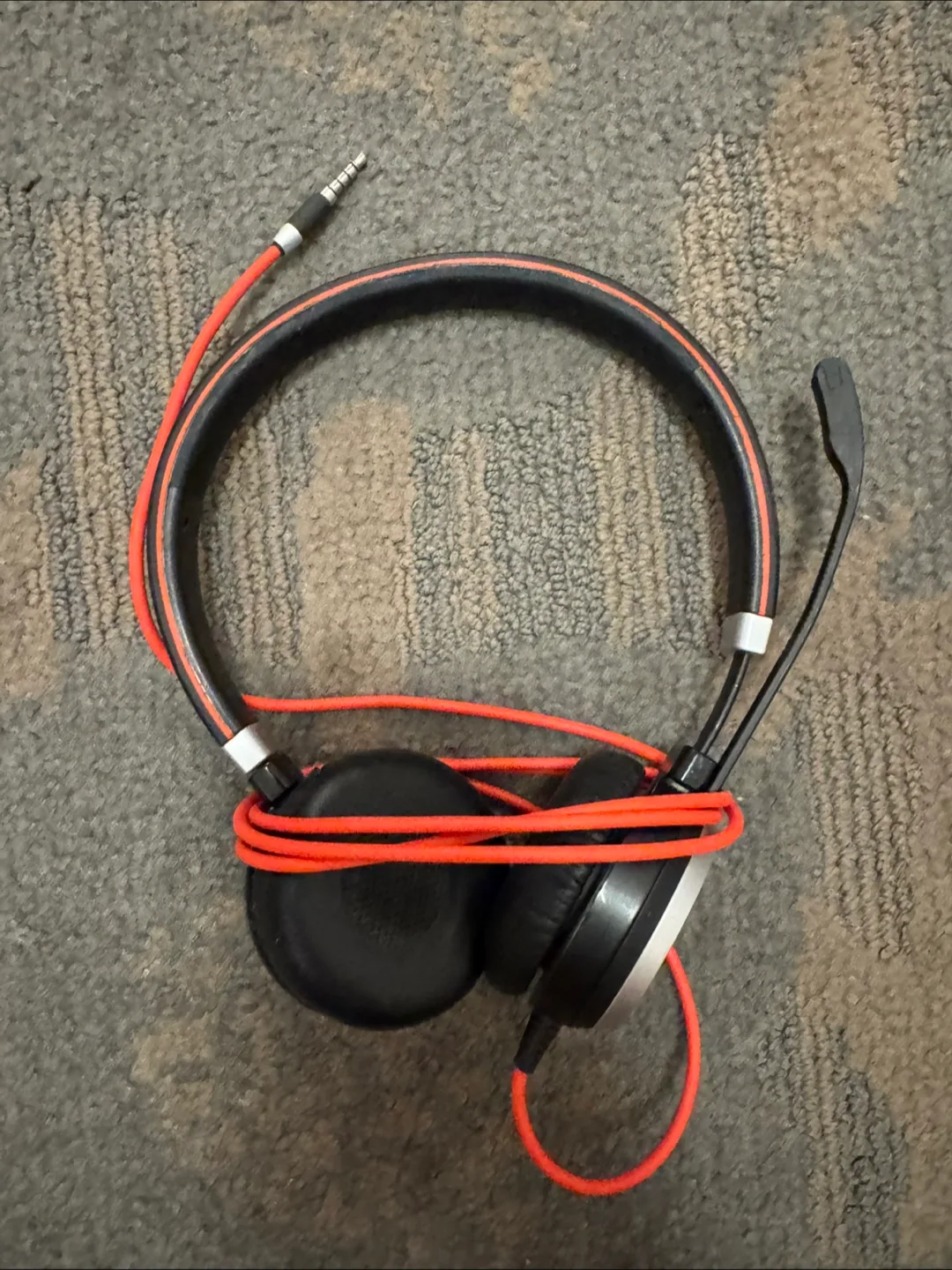 Jabra Evolve2 Stereo Headset thumbnail