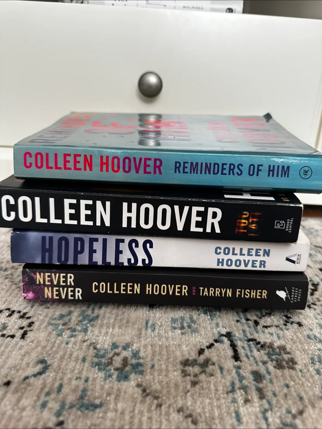 Colleen Hoover Books image indicator(2)