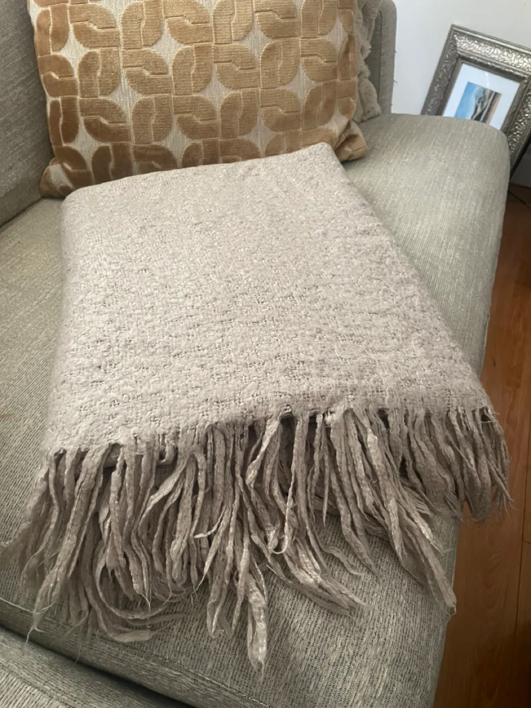 Large Lambs Wool Throw thumbnail
