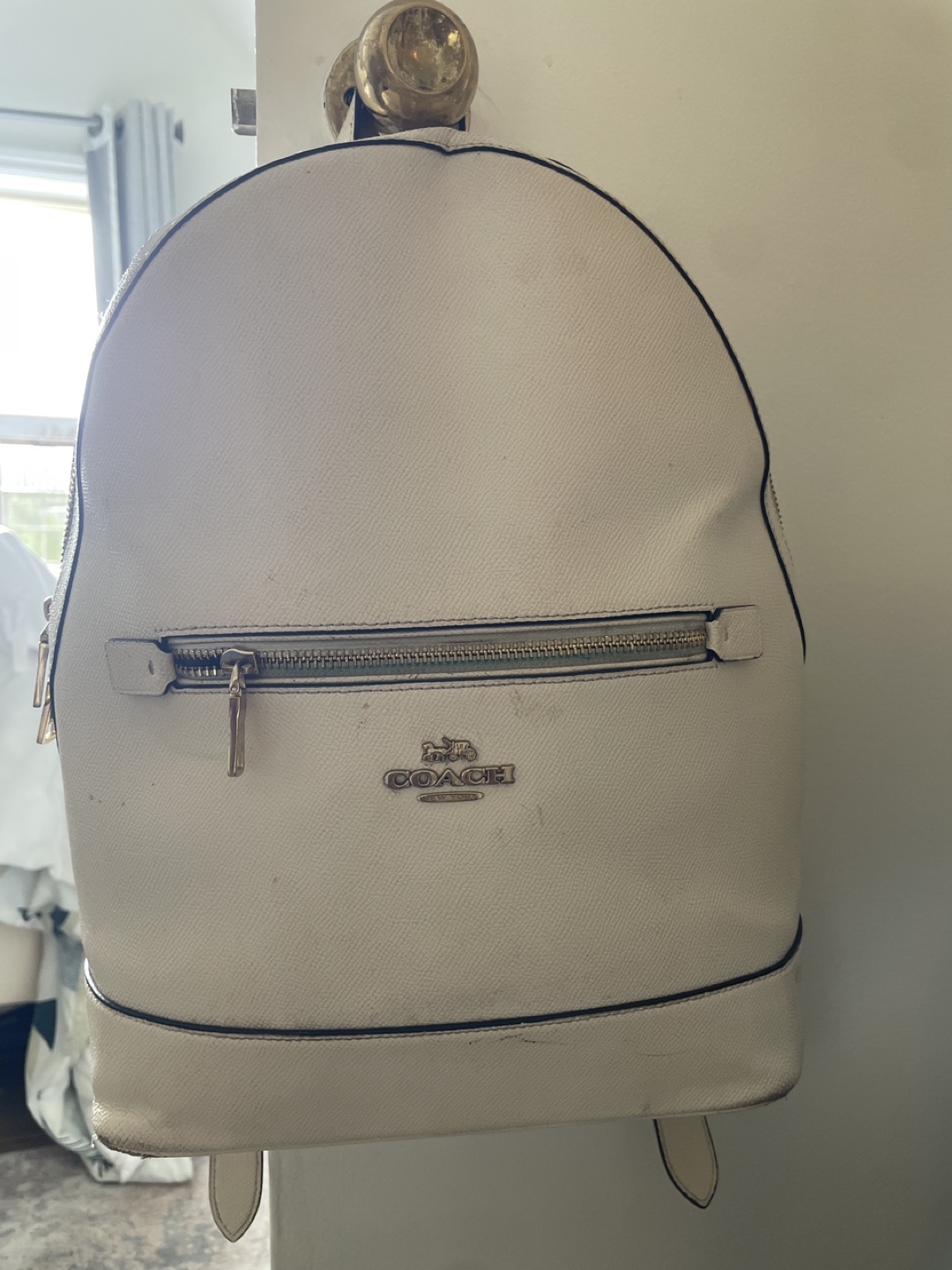 Coach White Leather Backpack - photo 2