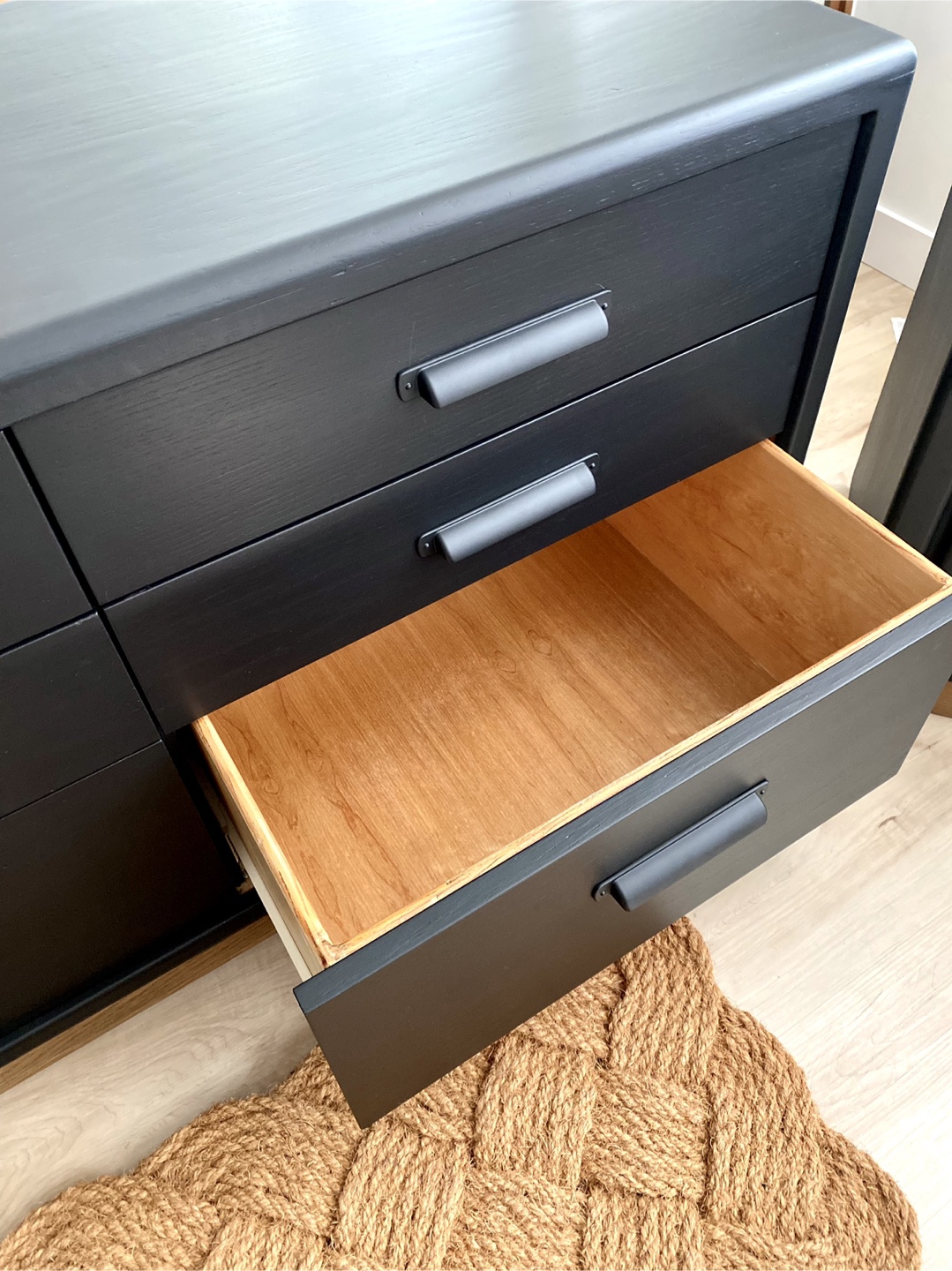 Solid wood dresser - photo 4