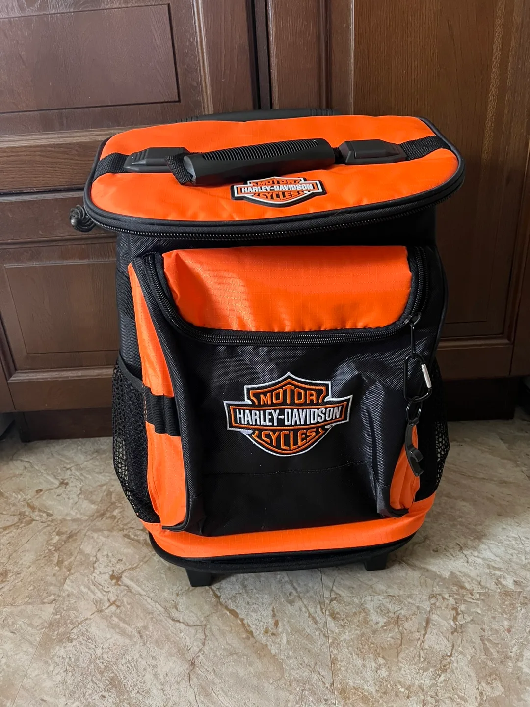 Harley-Davidson Rolling Cooler thumbnail