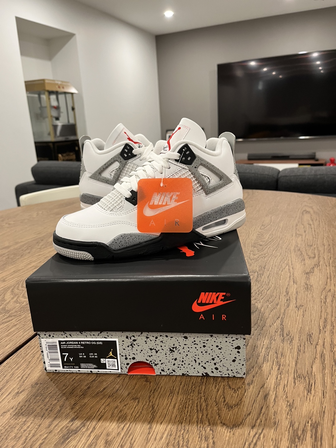 Jordan 4 White Cement Size 7y