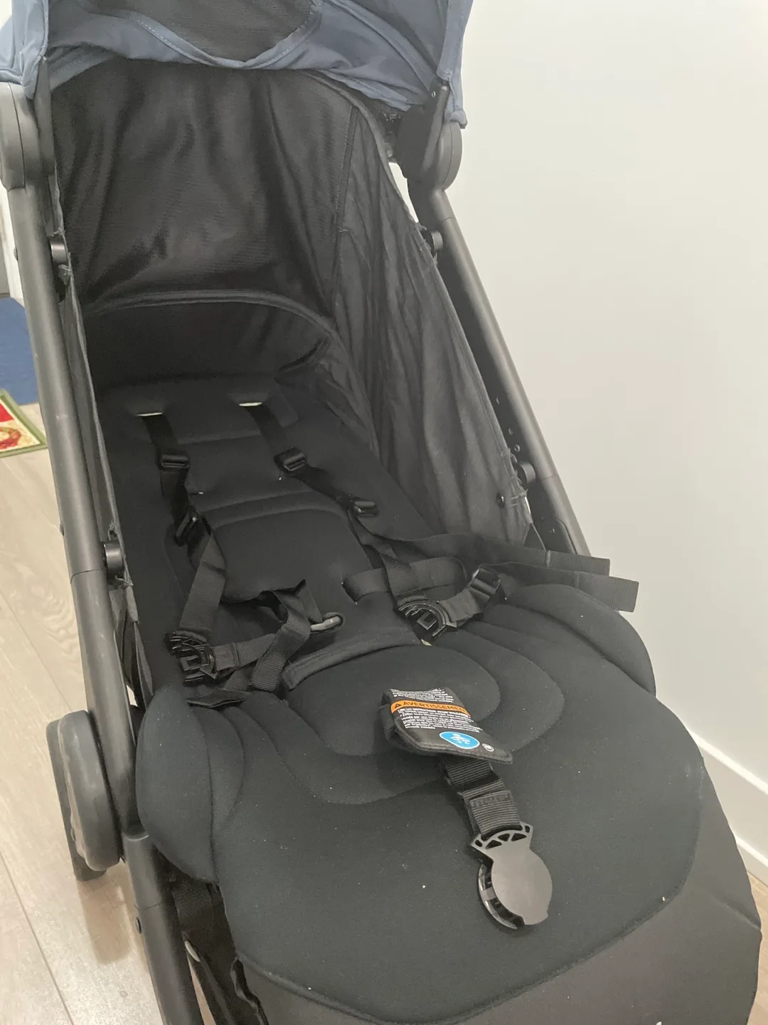 Ergobaby Metro+ Compact Stroller - Grey image indicator(2)