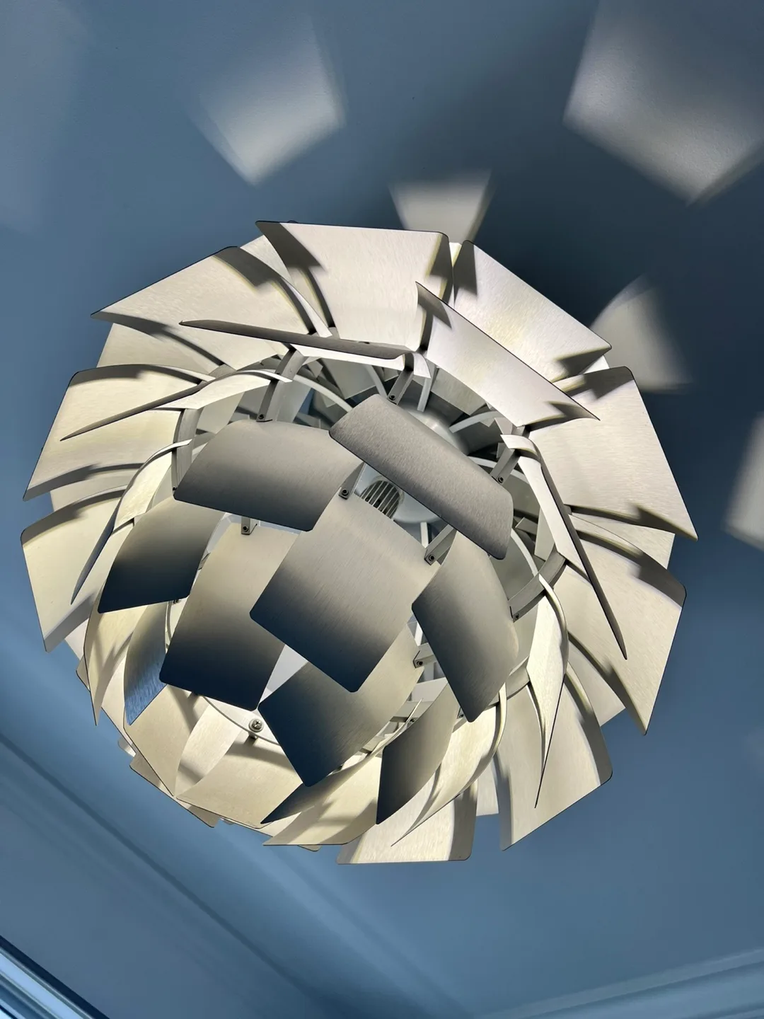 Artichoke Pendant Light image indicator(8)