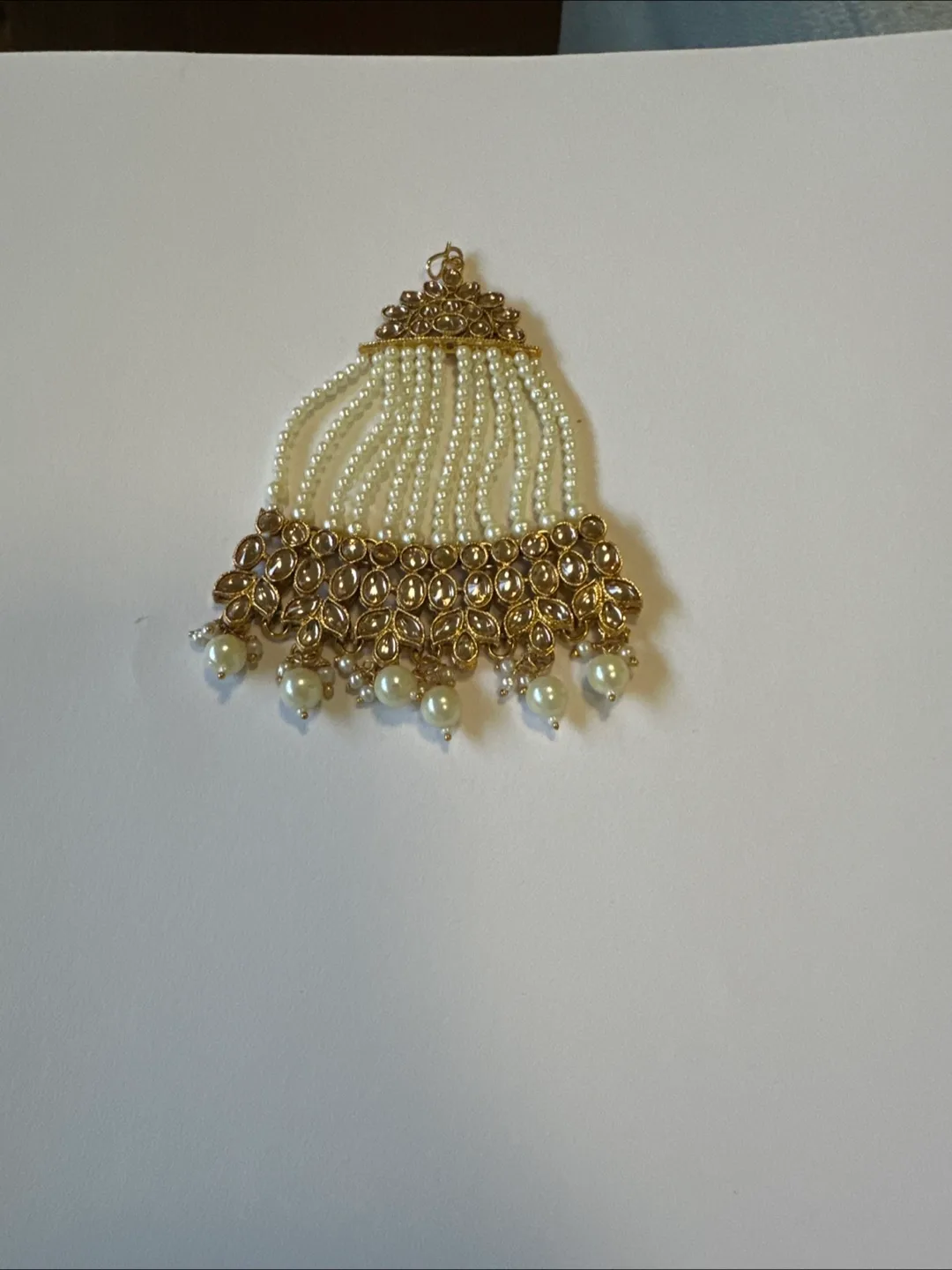 Elegant Pearl and Gold Tone side Maang Tikka thumbnail