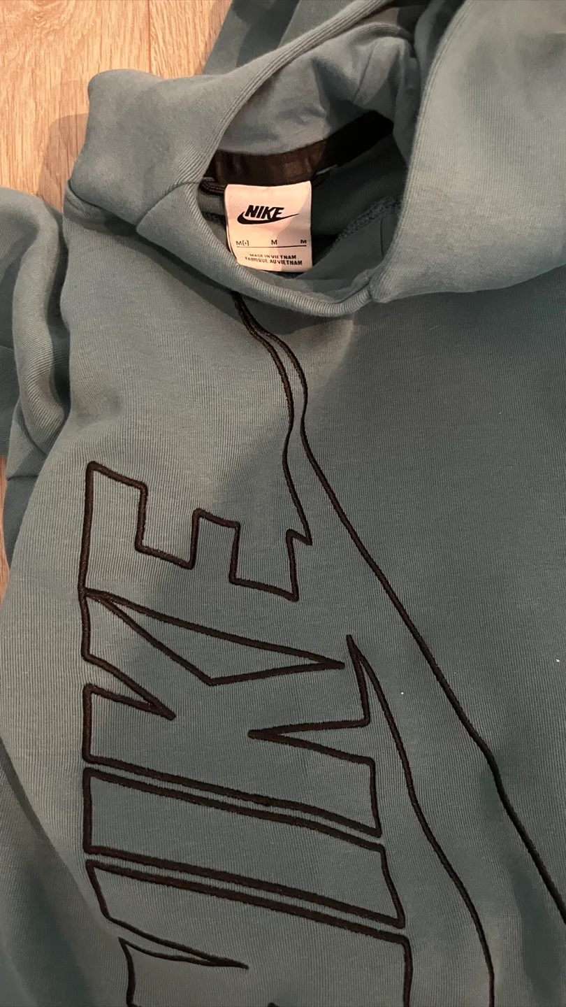 Nike Tech Kids Tracksuit image indicator(3)