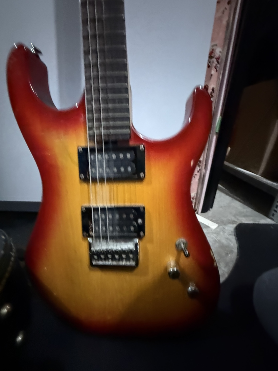 Oscar Schmidt Electric Guitar - photo 4