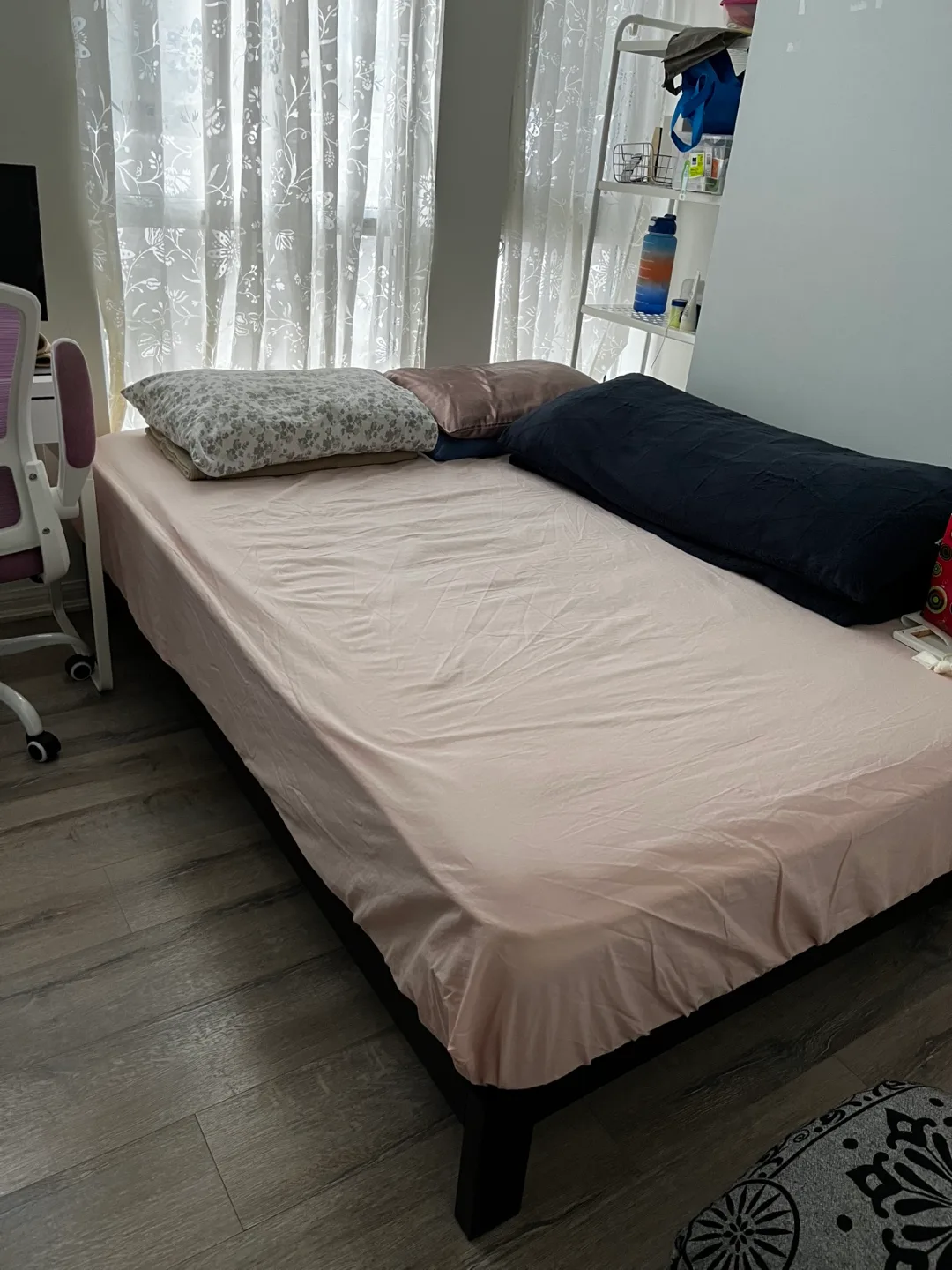 Zinus Queen Mattress and Platform Bed Frame thumbnail