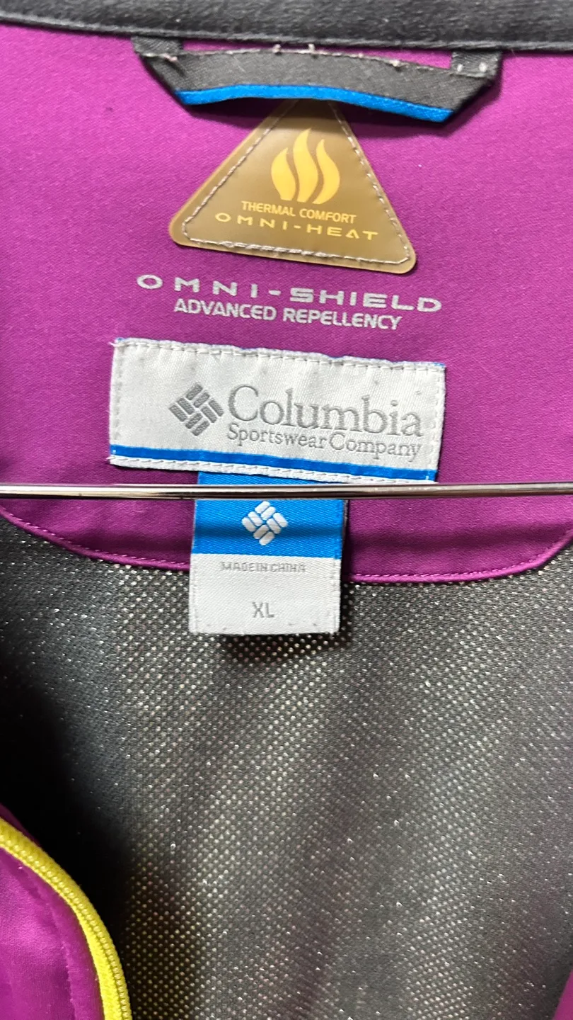 Columbia Sportswear Women's Purple Softshell Jacket - Size XL image indicator(2)