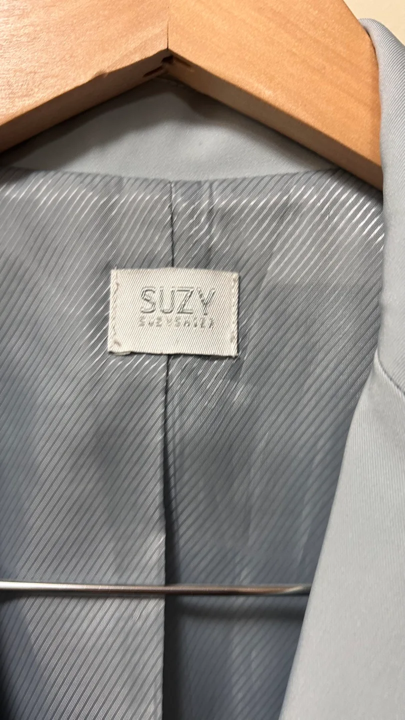 Suzy Levanto Women's Light Blue Blazer, Size 8 image indicator(2)