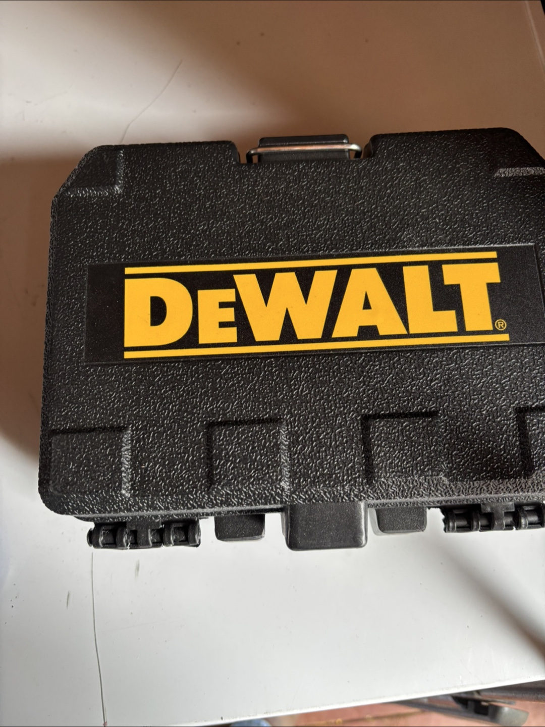 DEWALT DW08302 Red 3 Spot Laser Level - photo 2