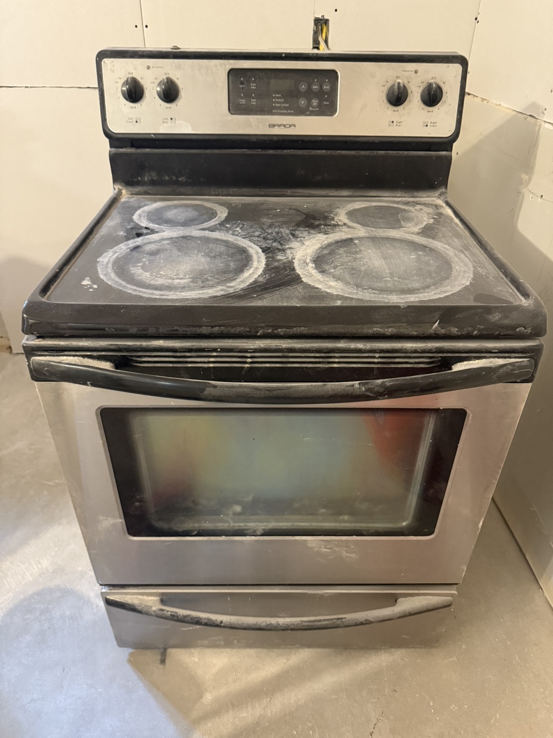 Used GE Electric Stove - photo 2