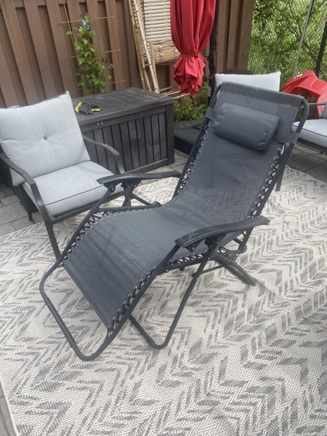 Relaxing Outdoor Sling Recliner Chair - photo 2