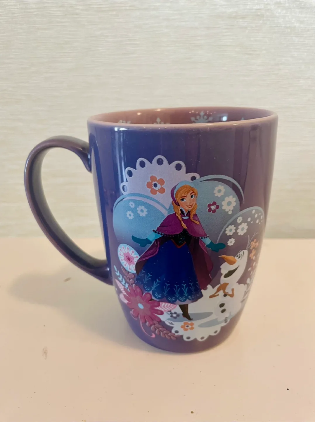 Frozen Anna and Olaf Mug thumbnail