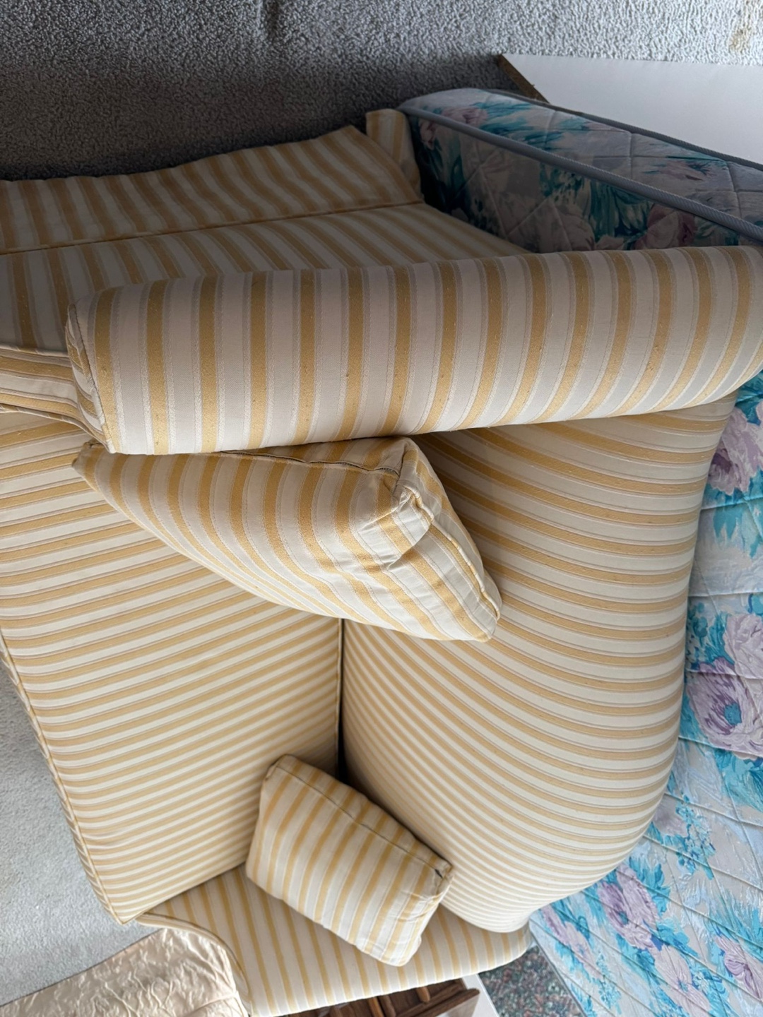 Vintage Yellow and White Striped Sofa - photo 4