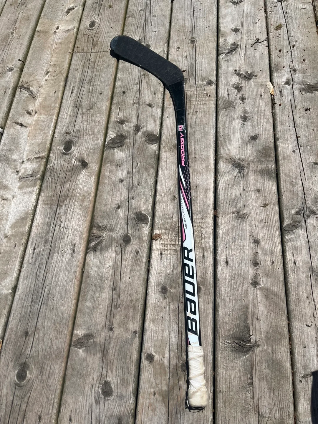 Bauer Prodigy Left Handed Hockey Stick thumbnail