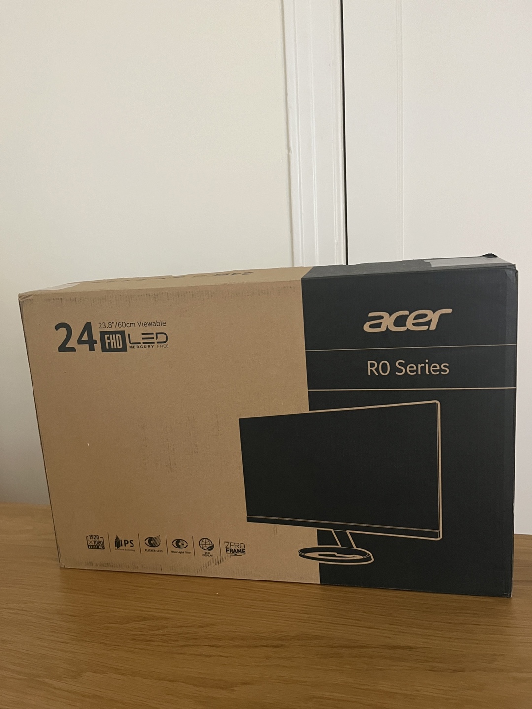 Acer monitor (24-inch) - photo 2