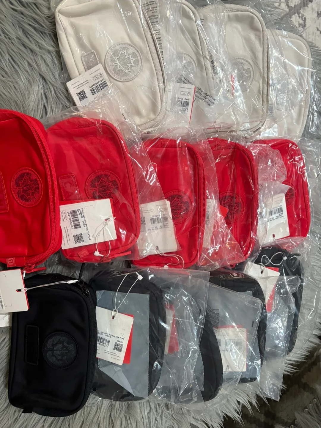 Lululemon x Canada Olympic Team Belt Bag - 3 colours image indicator(8)