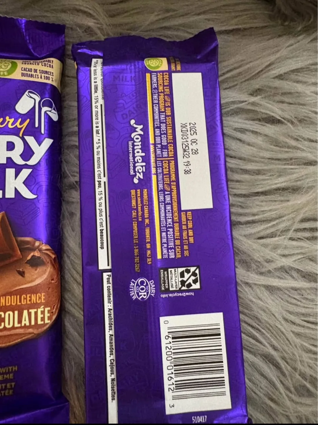 Eight Cadbury Dairy Milk Chocolate Bars image indicator(2)