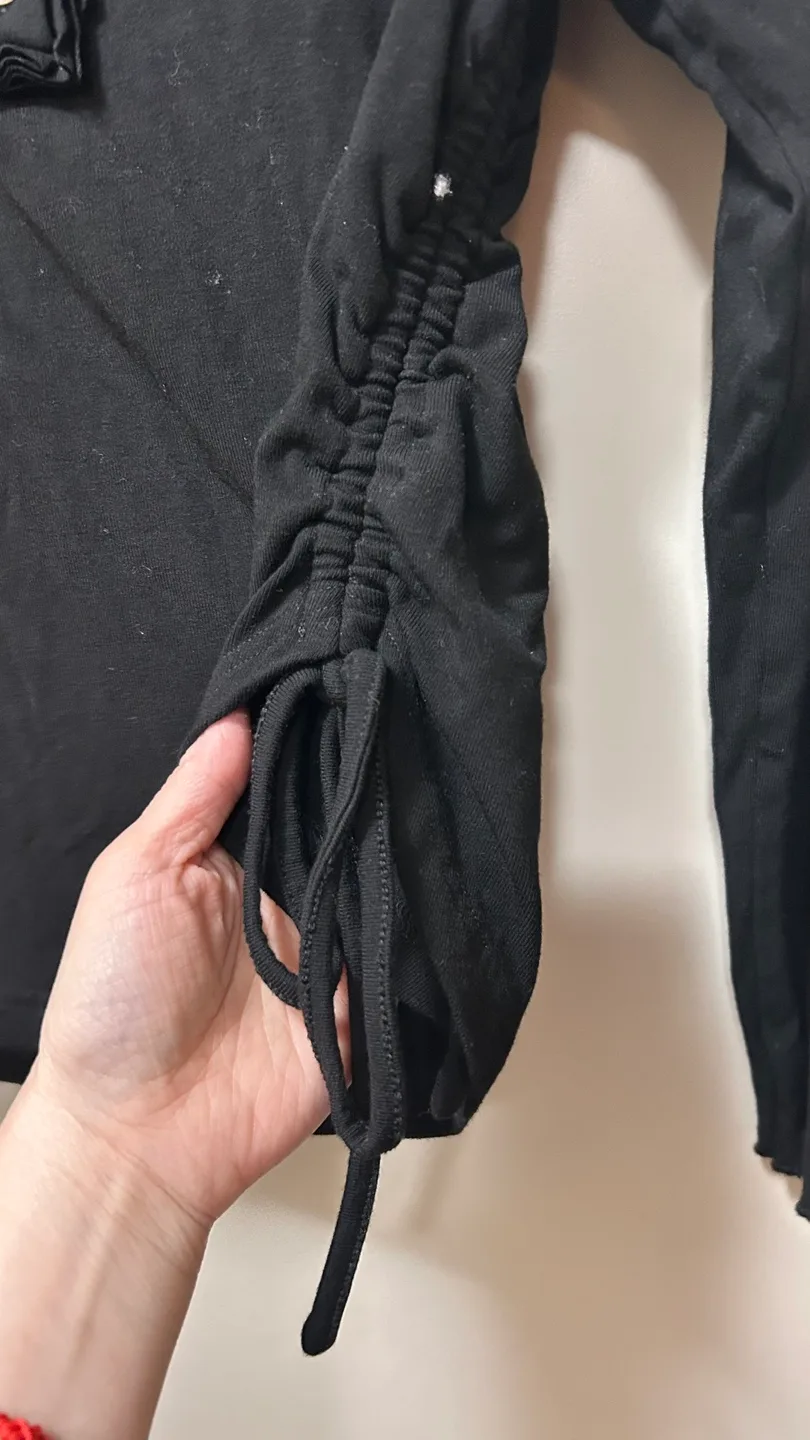 Black Long Sleeve Crop Top with Adjustable Sides image indicator(2)