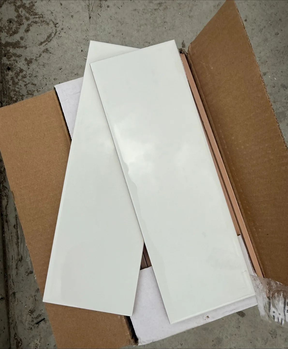 100x300mm Ceramic Wall Tiles - White Gloss image indicator(2)