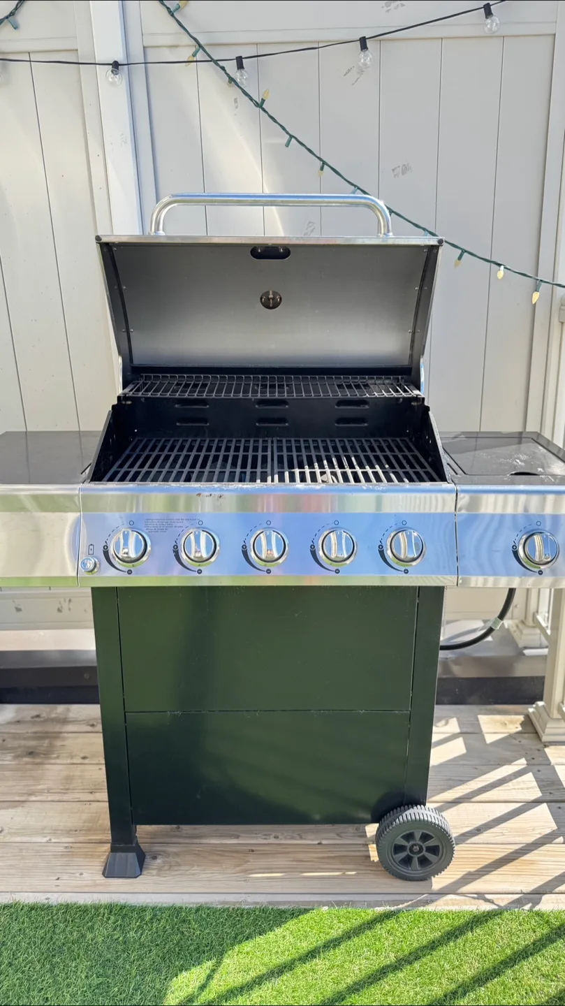 Nexgrill 5-Burner Gas Grill thumbnail