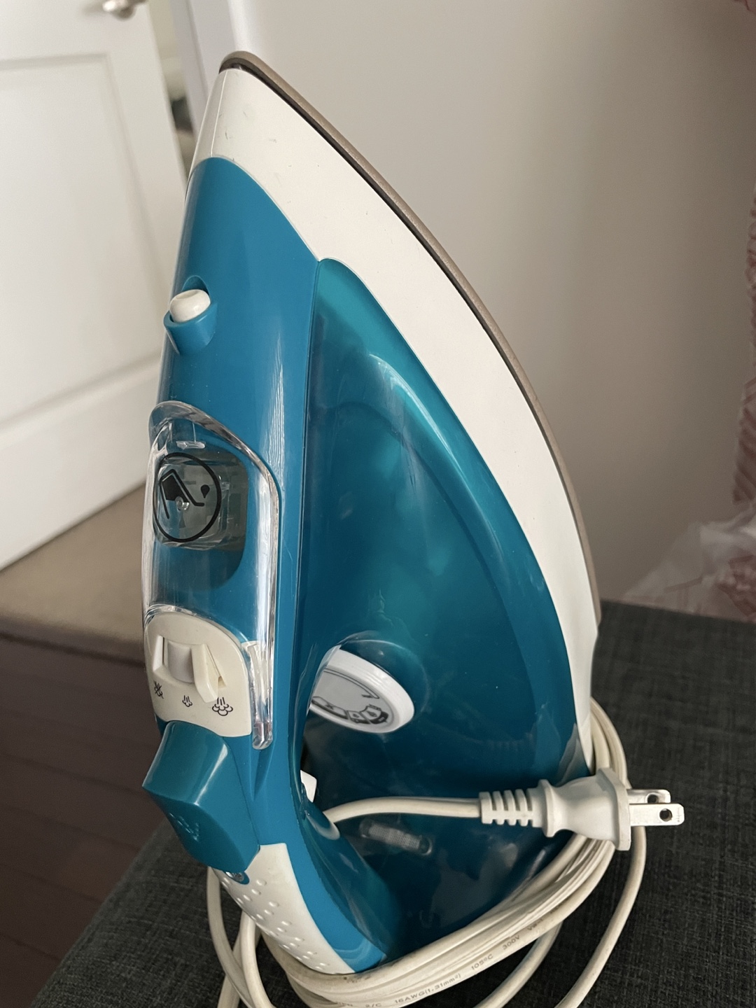 Tefal Optiglide 1550W Steam Iron - Teal - photo 5