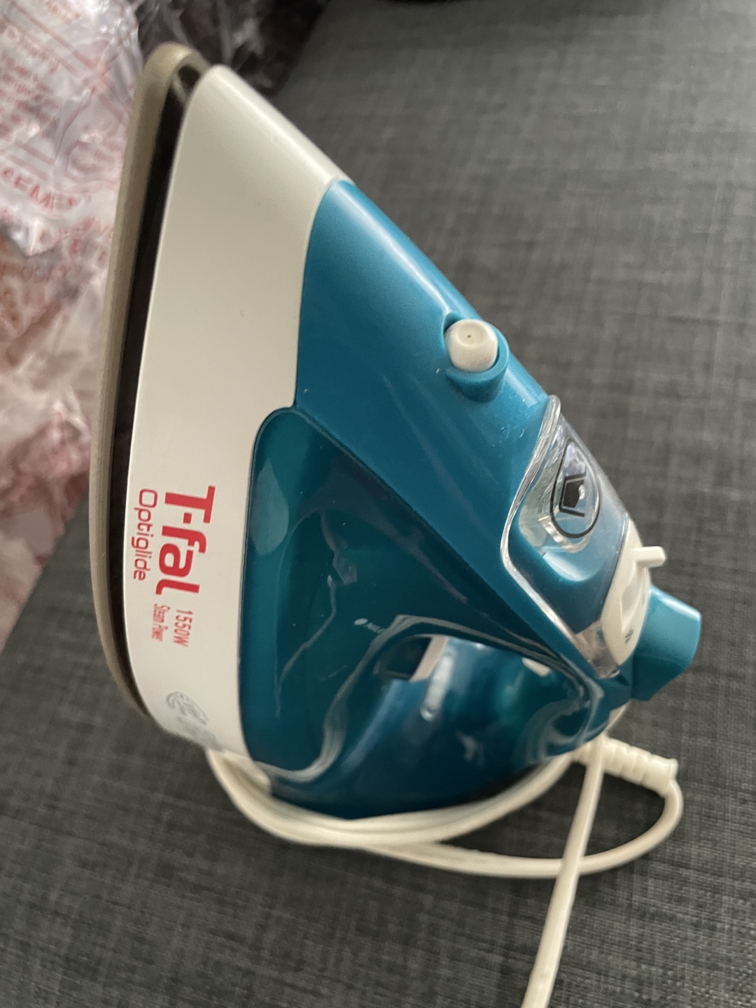 Tefal Optiglide 1550W Steam Iron - Teal - photo 4