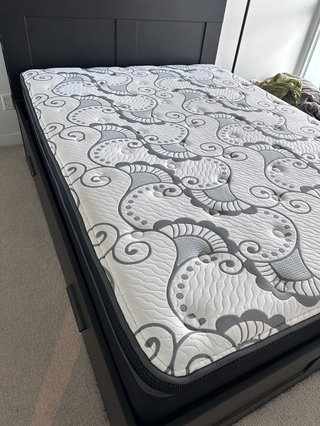 Serta Perfect Sleeper Queen Mattress