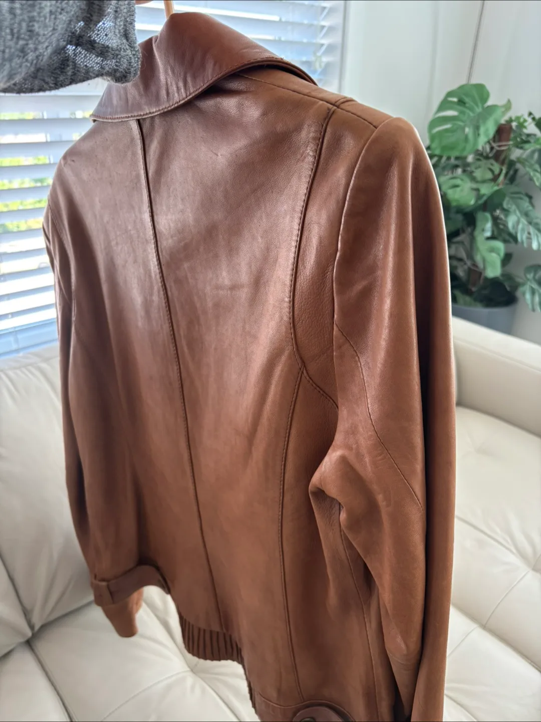 Columbia Leather Jacket image indicator(2)