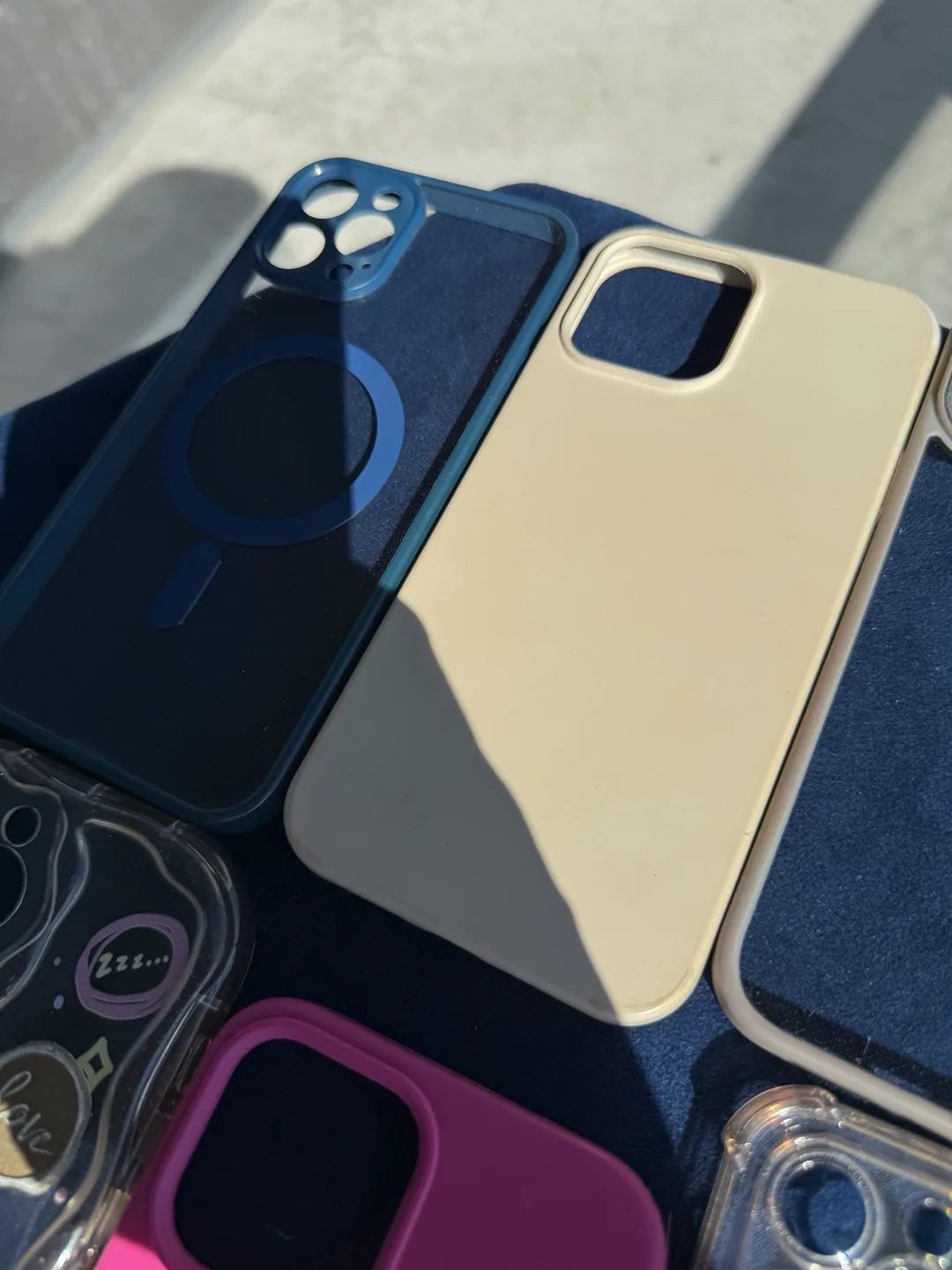 iPhone 13 Pro Max Phone Cases image indicator(3)