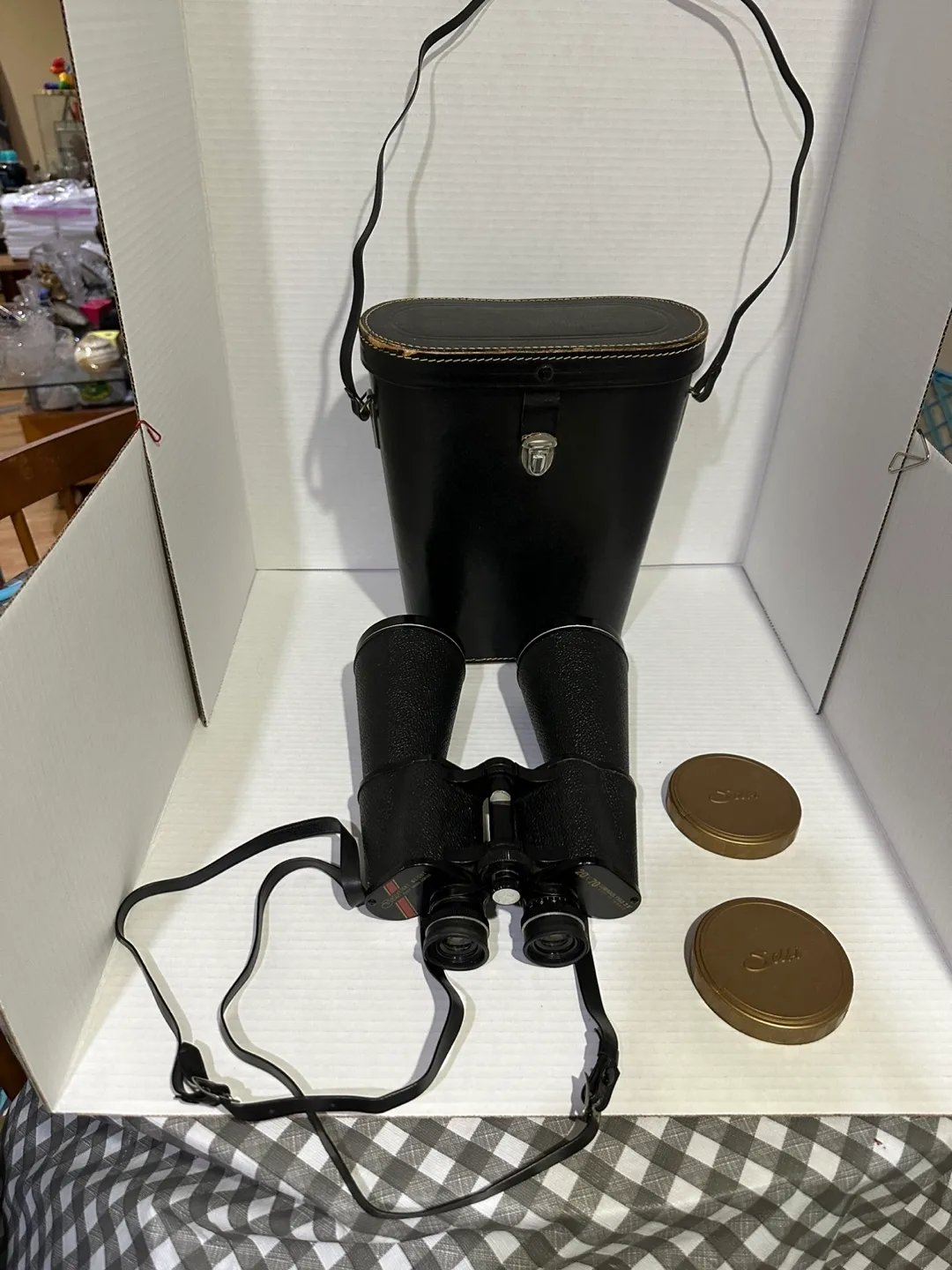 Vintage Selsi 20x70 Binoculars with Case image indicator(3)