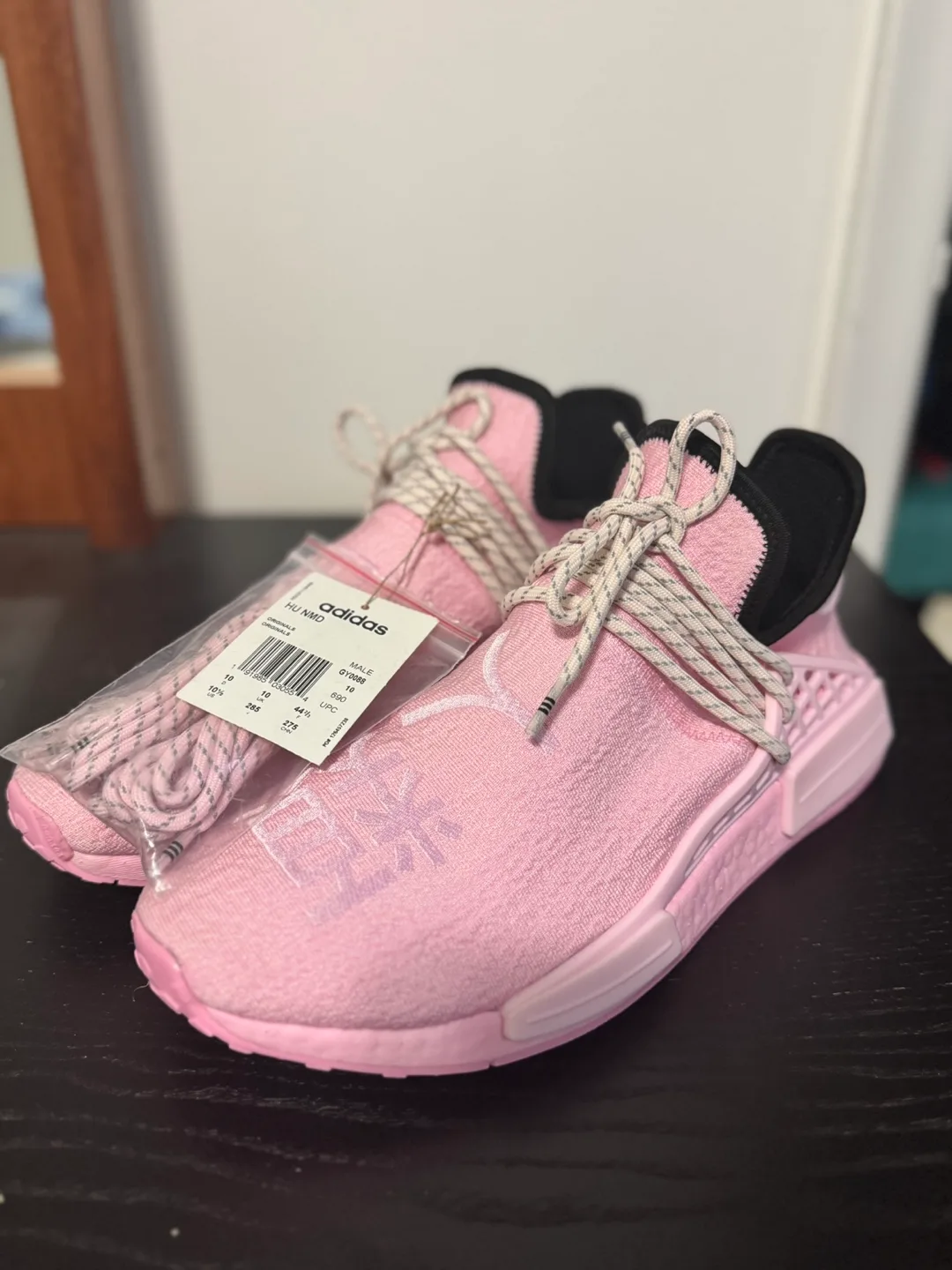 Pharrell x NMD Human Race Pink (Brandnew) 10.5US image indicator(2)