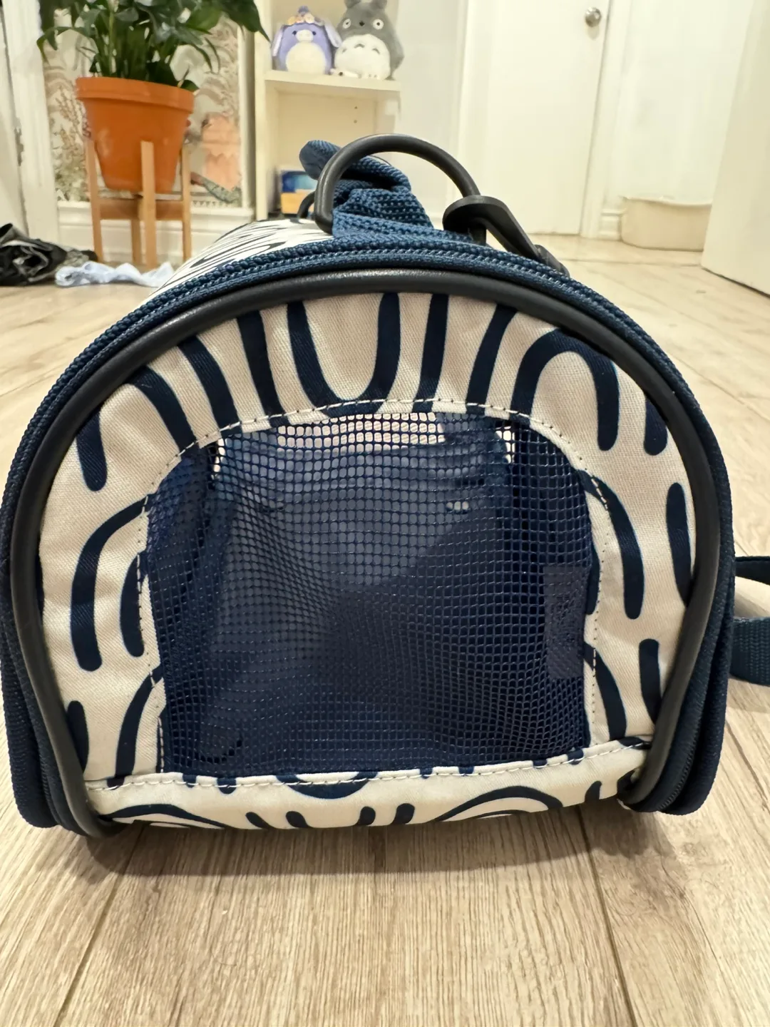 Pet Carrier Bag - Portable & Stylish image indicator(3)