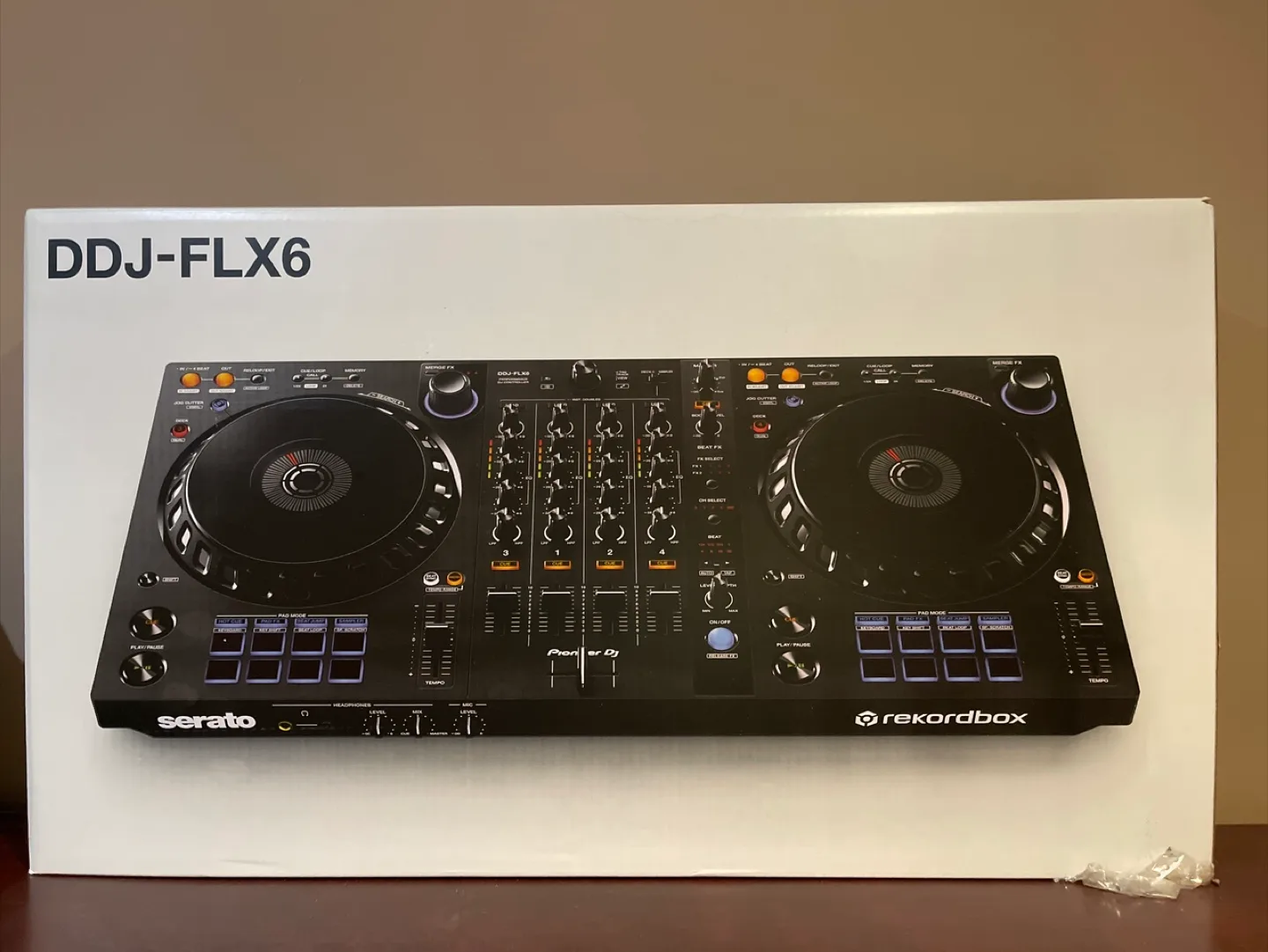 Pioneer DJ DDJ-FLX6 DJ Controller - Like New in Box thumbnail