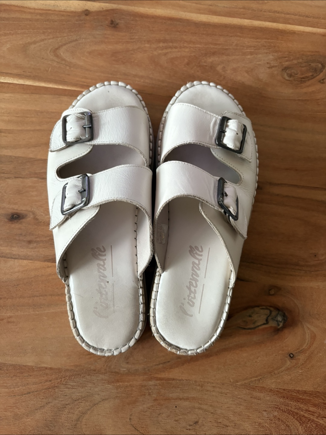 L'Intervalle Leather Sandals