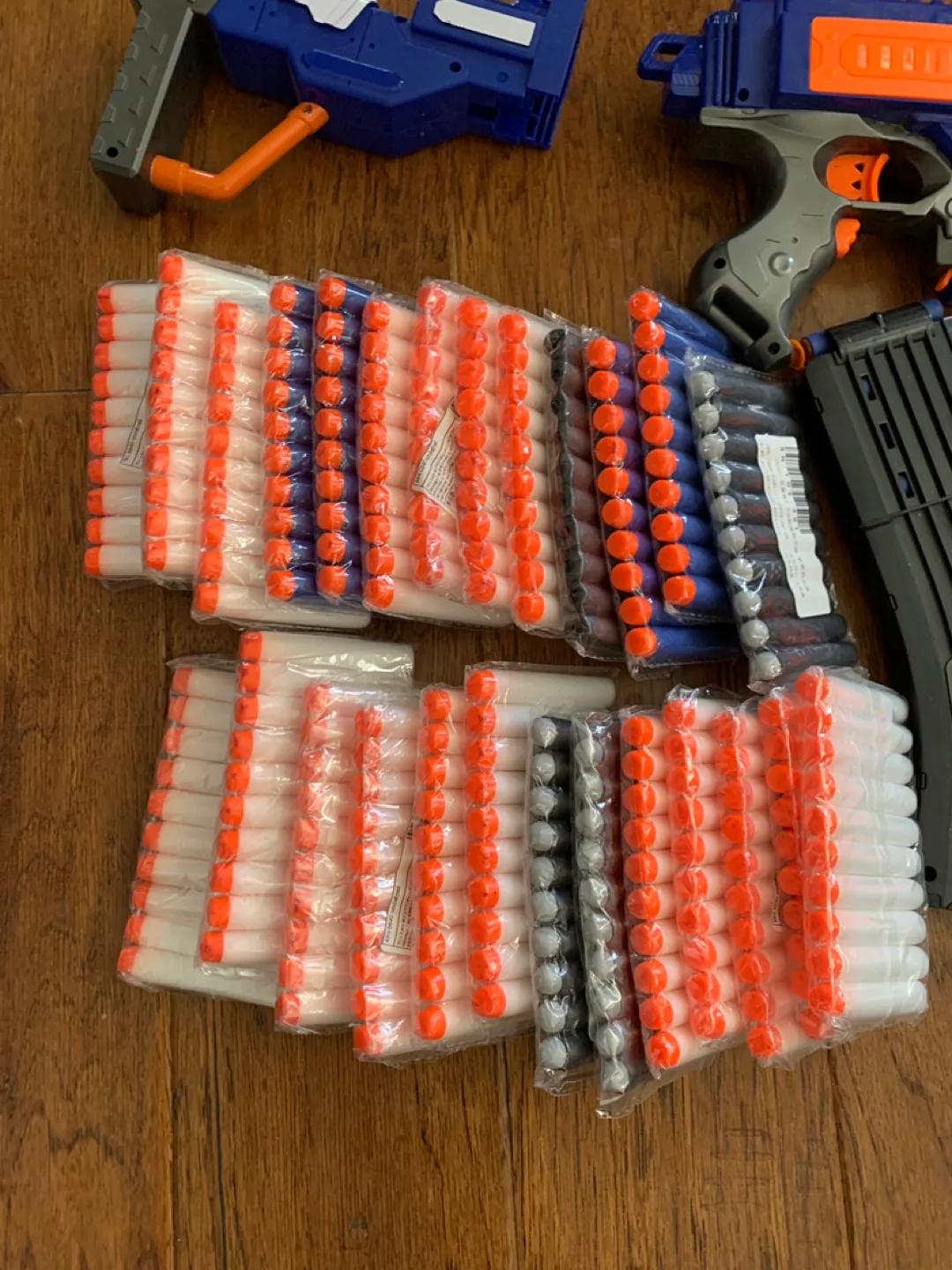 Nerf Gun with Ammo and Clips image indicator(4)