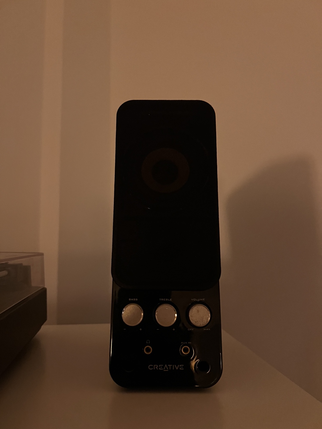 Creative Computer Speakers & Audio-TechnicaTurntable - photo 2