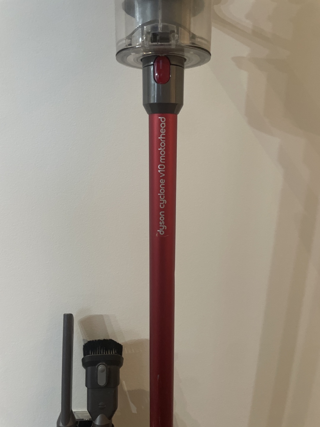 Dyson Cyclone V10 Cordless Vacuum - photo 2