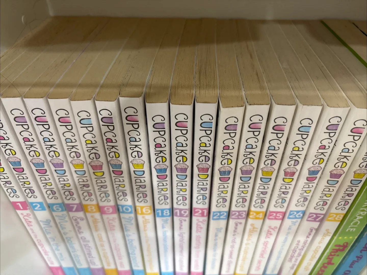 Cupcake Diaries Book Collection image indicator(2)