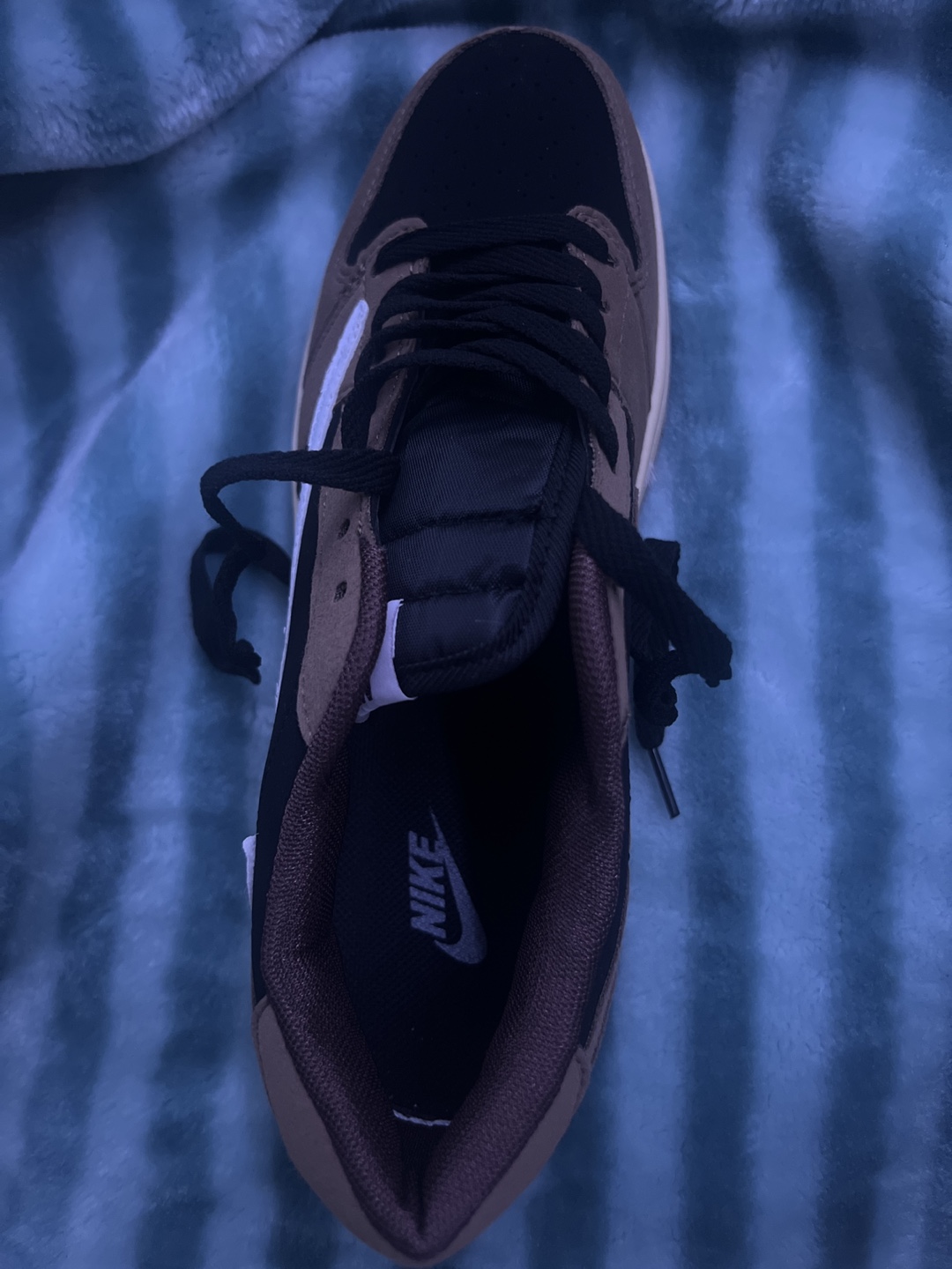 Nike Travis Scott x Air Jordan 1 Low SP - photo 2