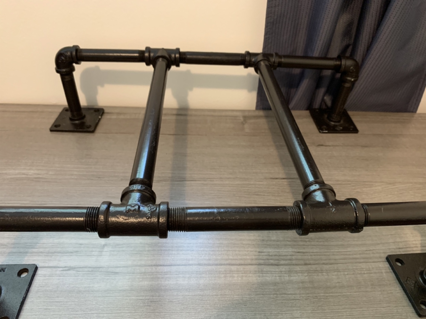 Black Industrial Pipe Towel Rack - photo 2