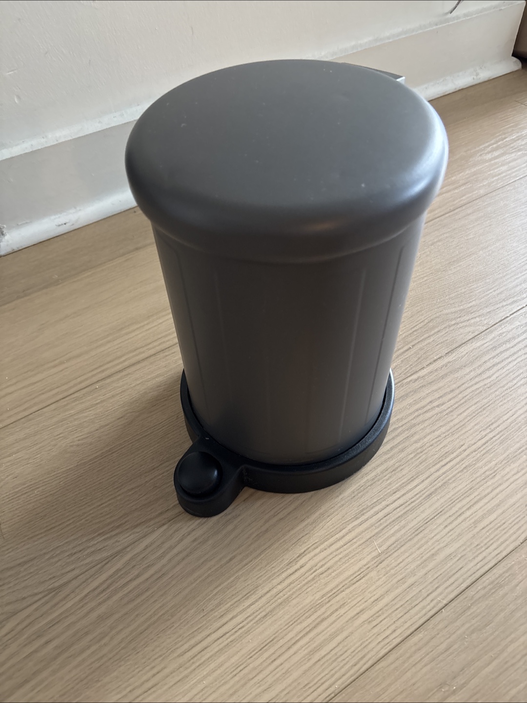 Small Gray Step Trash Can