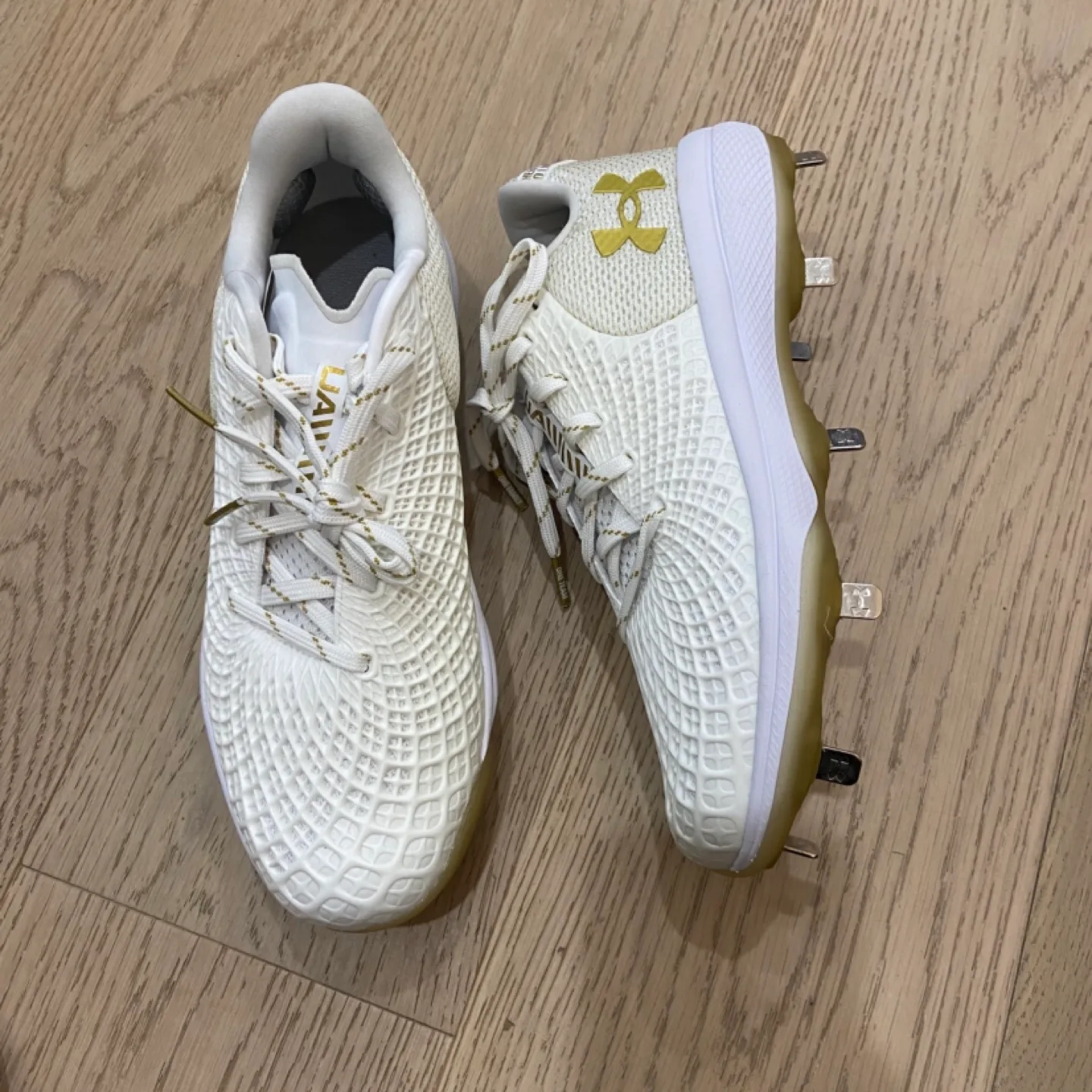 New size 8.5/40 women’s Under Armour Glyde 2.0 MT thumbnail